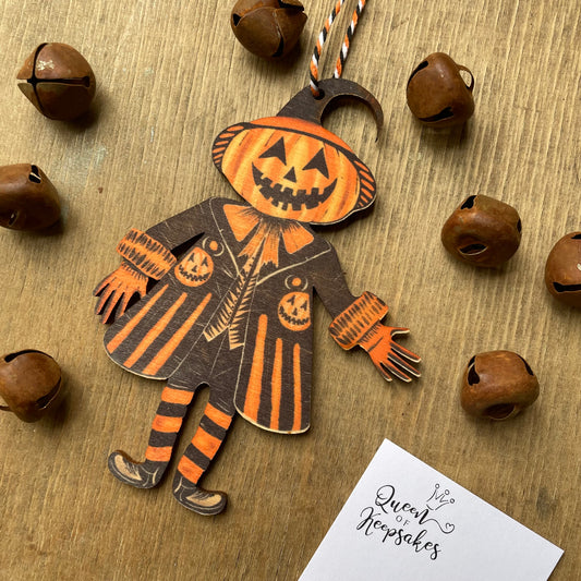 Wooden halloween hanging decoration