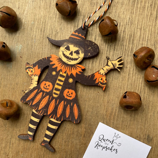 Wooden halloween hanging decoration