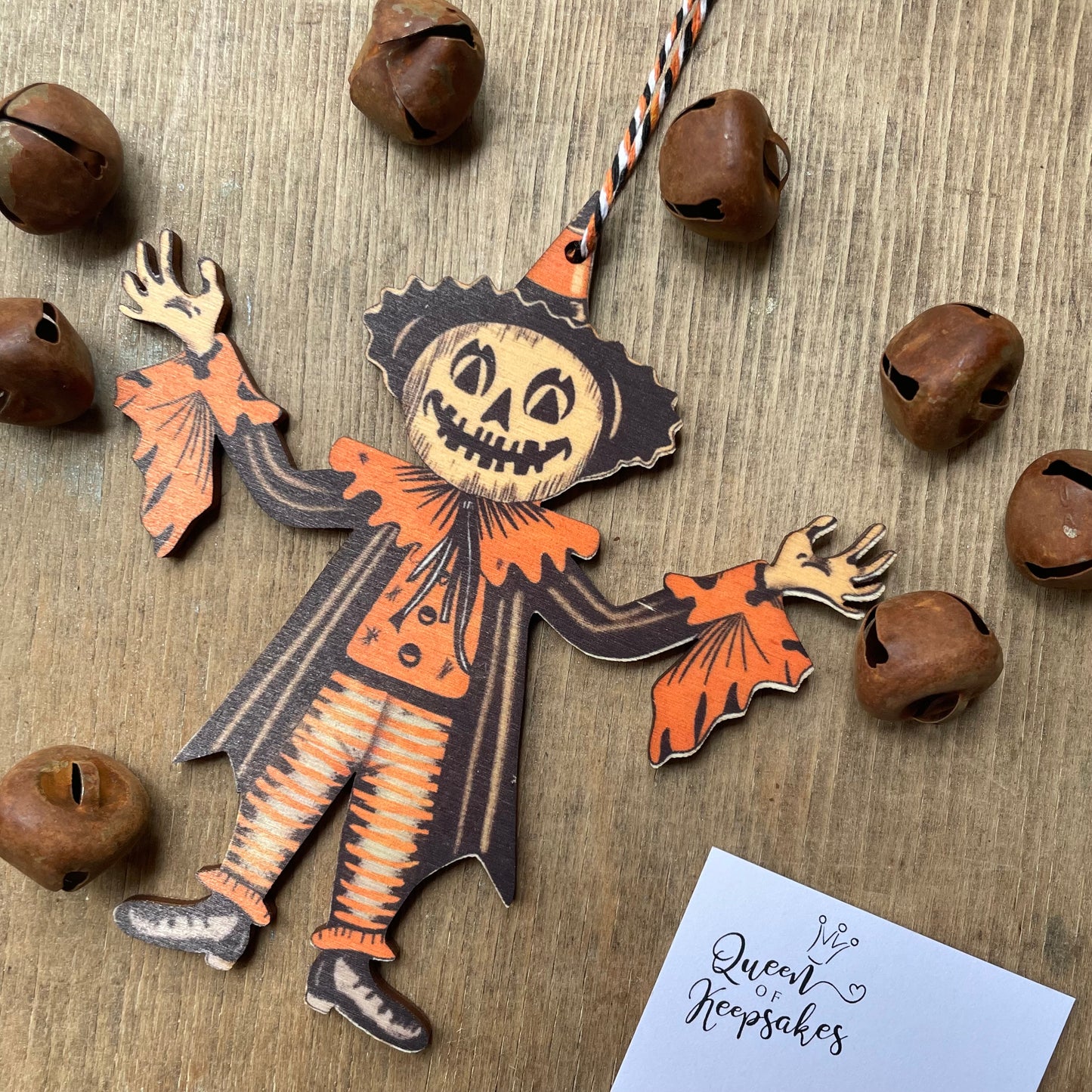 Wooden halloween hanging decoration